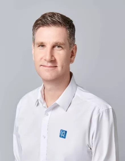 Robert Cubick                                                 战略统筹